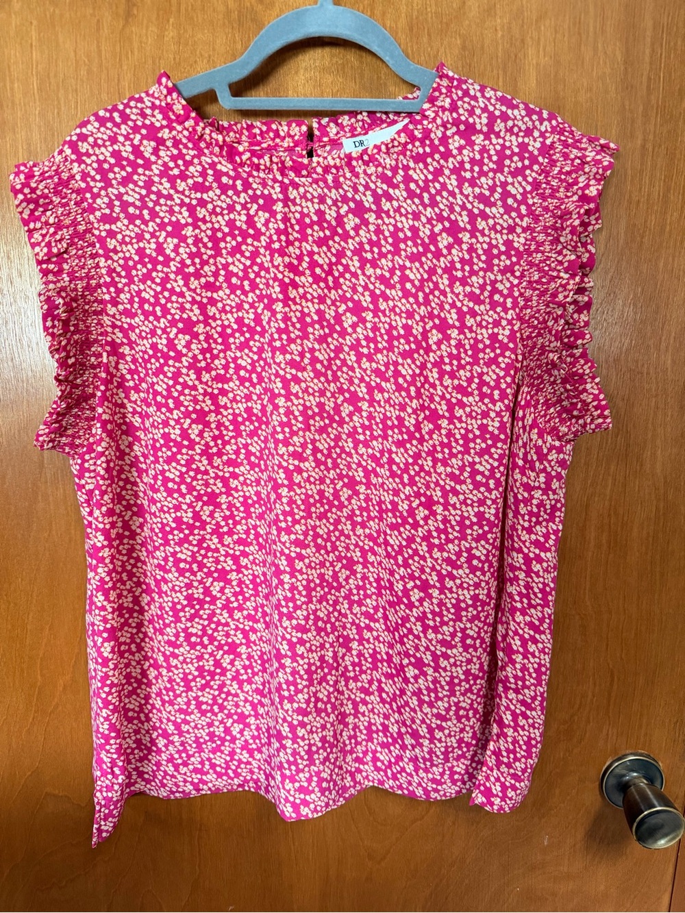 DR2 by Daniel Rainn floral blouse in size XL.